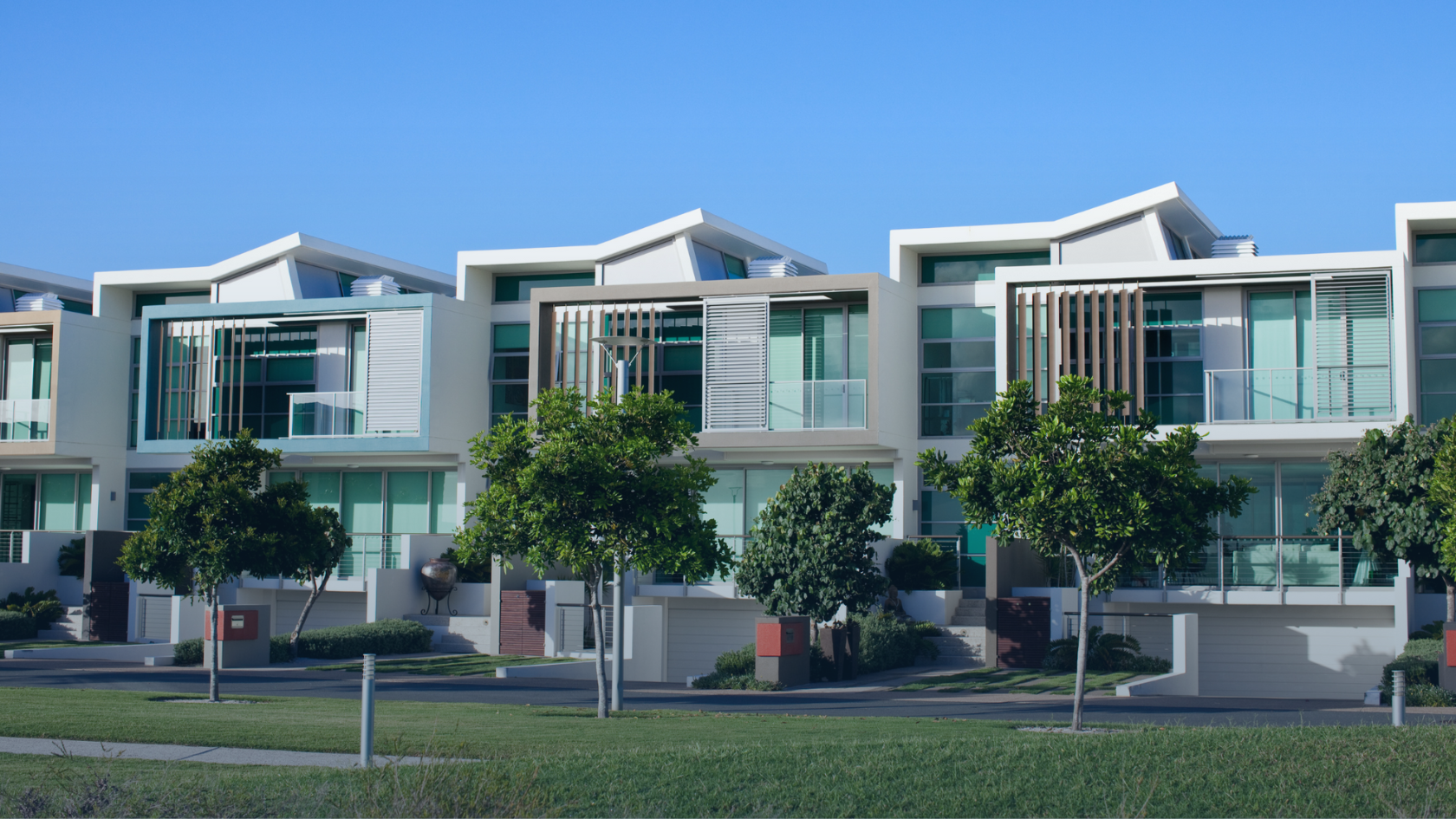 House, apartment or townhouse? The pros and cons of each