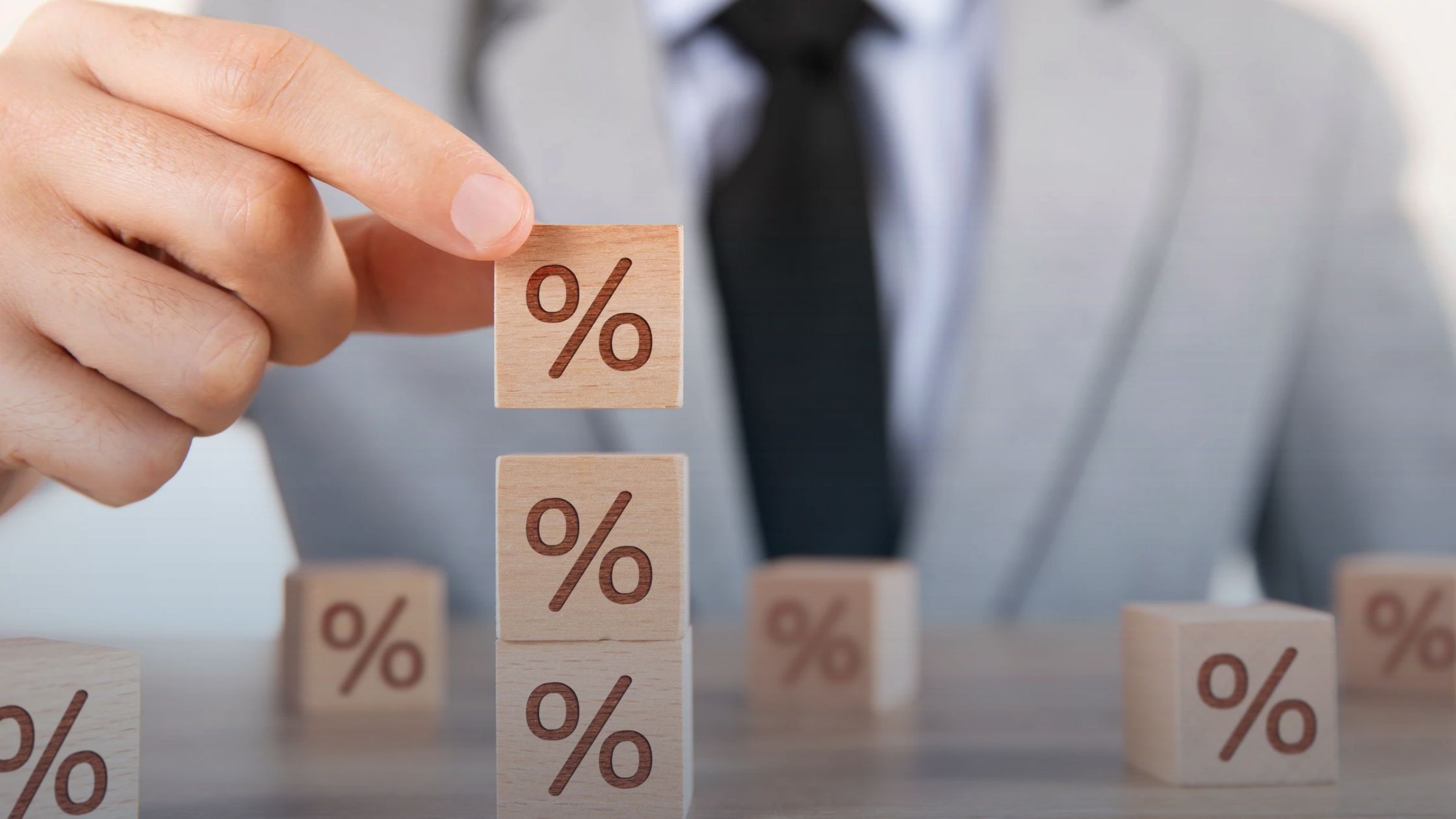 What’s a competitive rate right now? Nearly 50 lenders offer variable rates below 6%